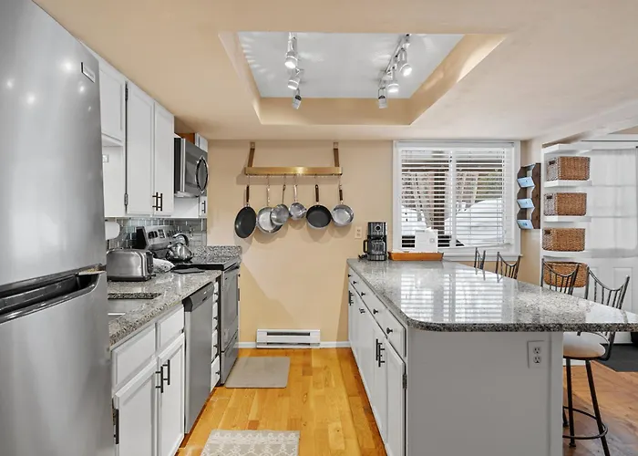 Creekside Condos #A7